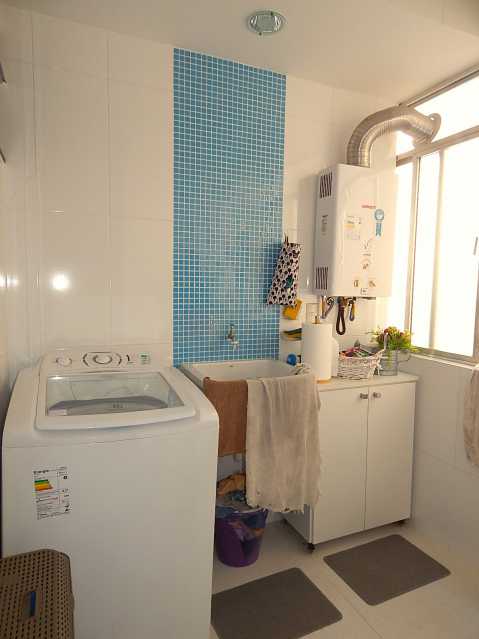 Apartamento à venda com 2 quartos, 90m² - Foto 13