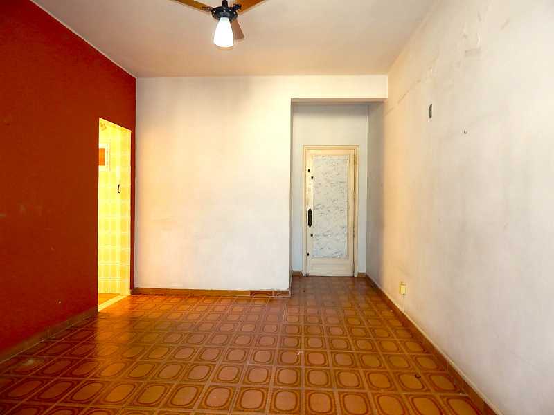 Apartamento à venda com 2 quartos, 63m² - Foto 1