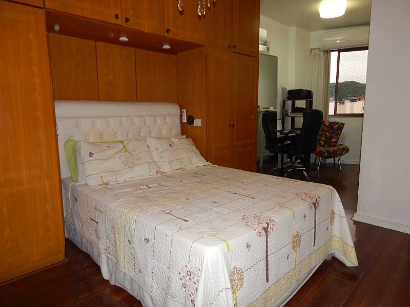 Apartamento à venda com 2 quartos, 85m² - Foto 7