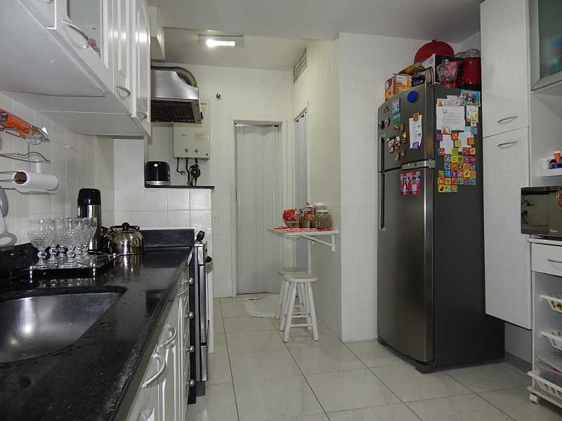 Apartamento à venda com 2 quartos, 85m² - Foto 14