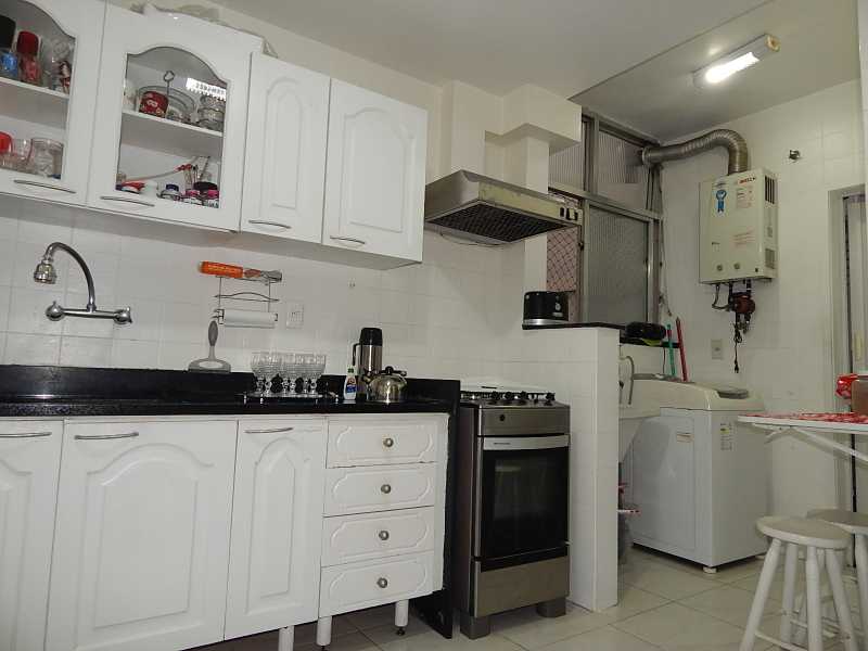 Apartamento à venda com 2 quartos, 85m² - Foto 15