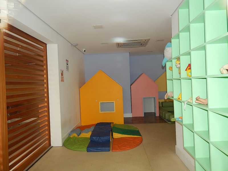 Apartamento à venda com 2 quartos, 58m² - Foto 19