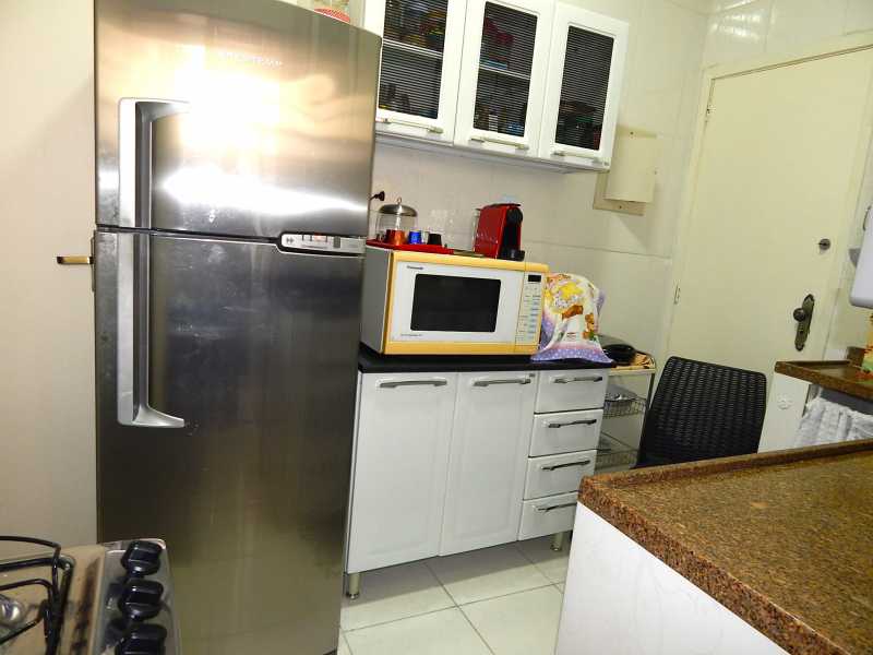 Apartamento à venda com 2 quartos, 74m² - Foto 10