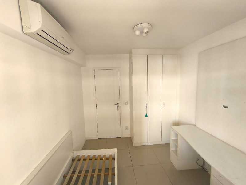 Apartamento à venda com 4 quartos, 115m² - Foto 9