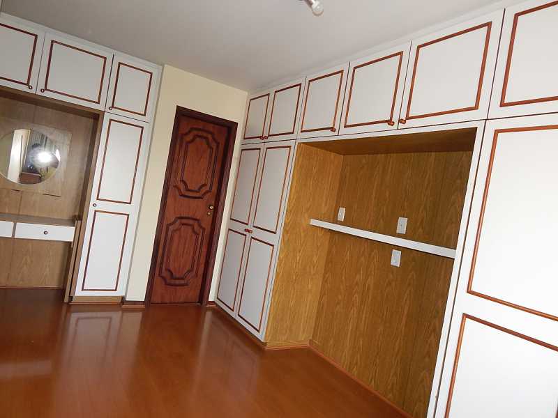 Apartamento à venda com 3 quartos, 110m² - Foto 5