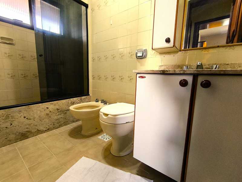 Apartamento à venda com 3 quartos, 110m² - Foto 9