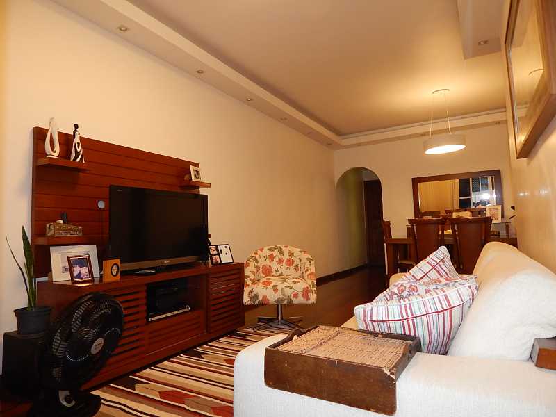 Apartamento à venda com 3 quartos, 88m² - Foto 2