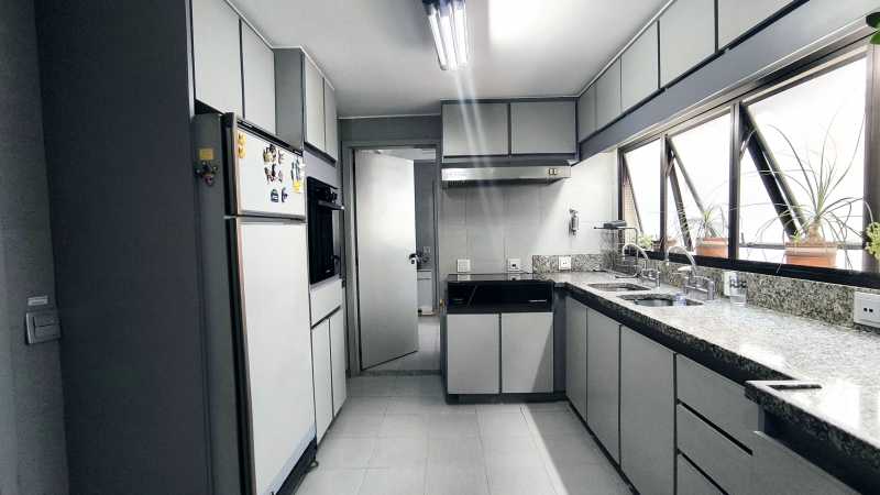 Cobertura, 6 quartos, 250 m² - Foto 15