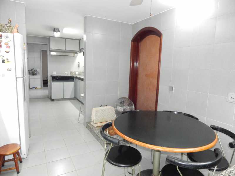 Cobertura, 6 quartos, 250 m² - Foto 13