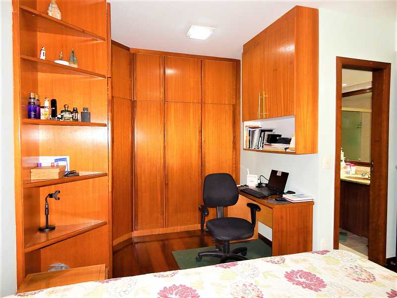 Apartamento à venda com 4 quartos, 148m² - Foto 6