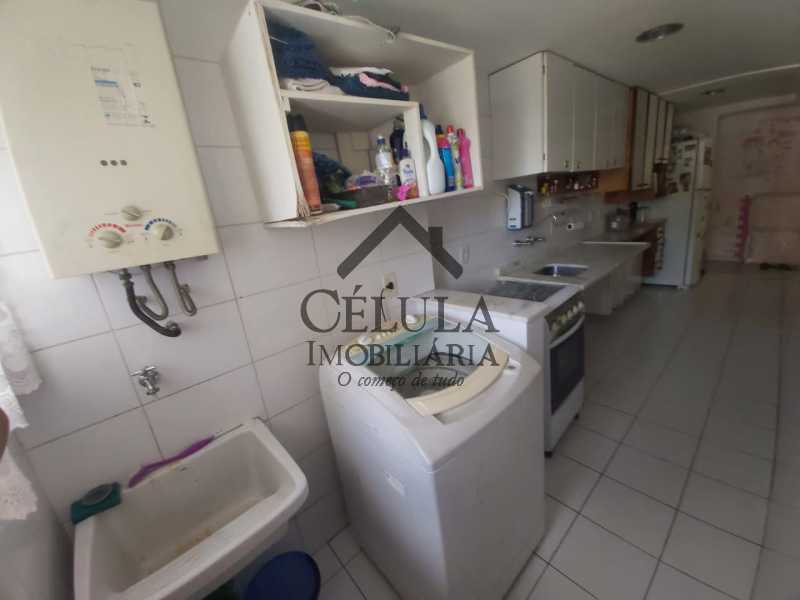 Apartamento à venda com 2 quartos, 76m² - Foto 15