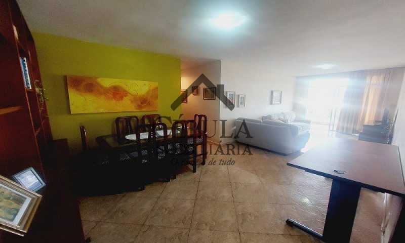 Apartamento à venda com 3 quartos, 113m² - Foto 3