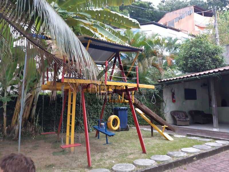 Casa de Condomínio à venda com 3 quartos, 120m² - Foto 18