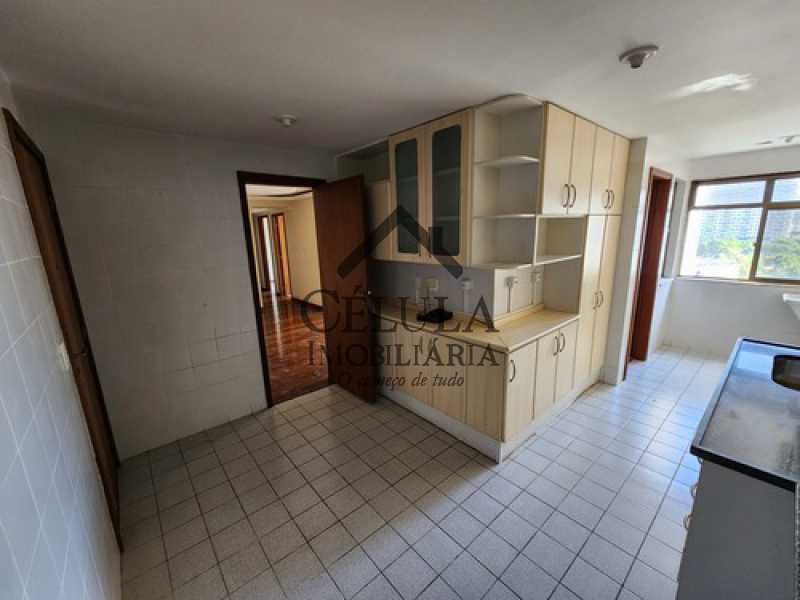 Apartamento à venda com 3 quartos, 116m² - Foto 23