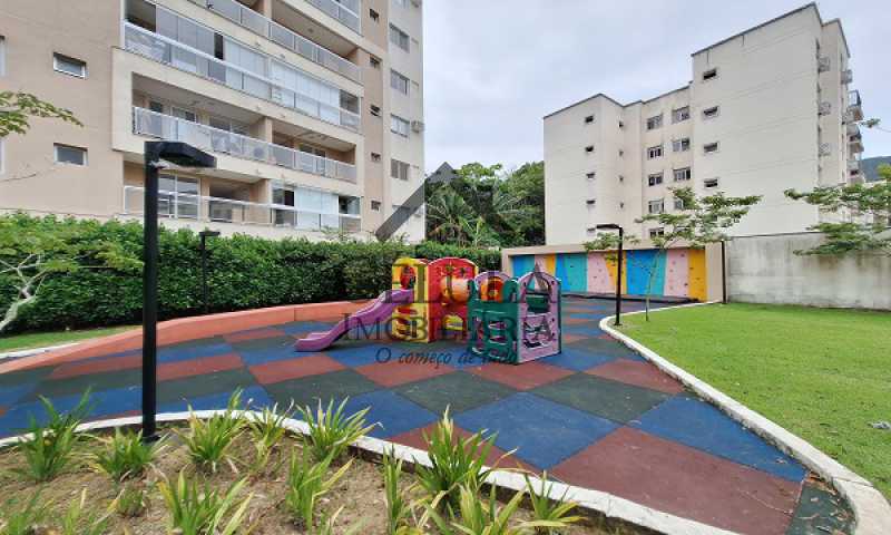 Apartamento à venda com 2 quartos, 64m² - Foto 25