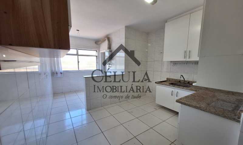 Apartamento à venda com 3 quartos, 98m² - Foto 8