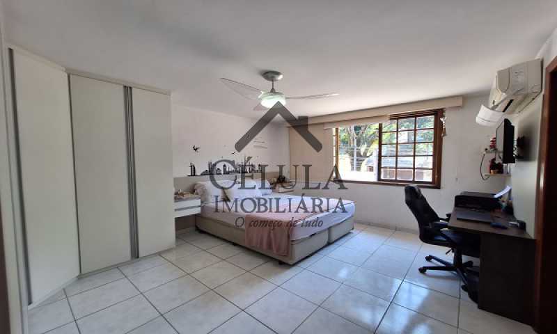 Casa de Condomínio à venda com 3 quartos, 380m² - Foto 23