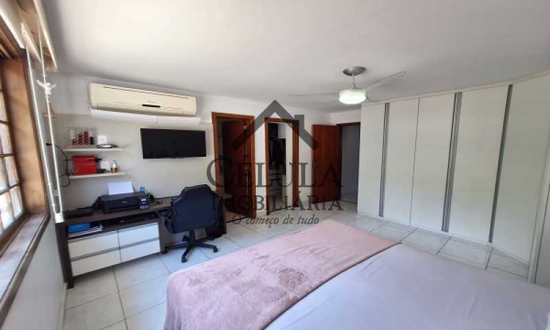 Casa de Condomínio à venda com 3 quartos, 380m² - Foto 24