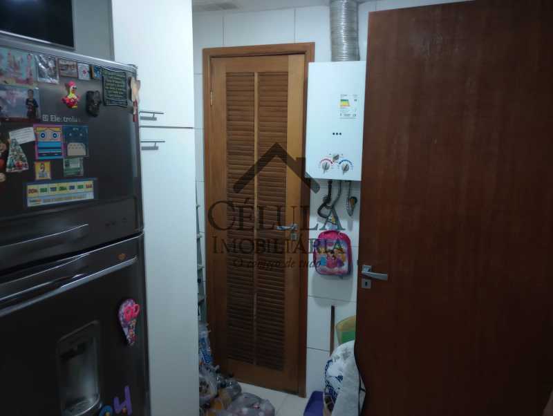 Casa de Condomínio à venda com 2 quartos, 105m² - Foto 18