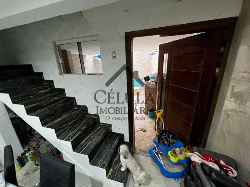 Casa à venda com 3 quartos, 250m² - Foto 11