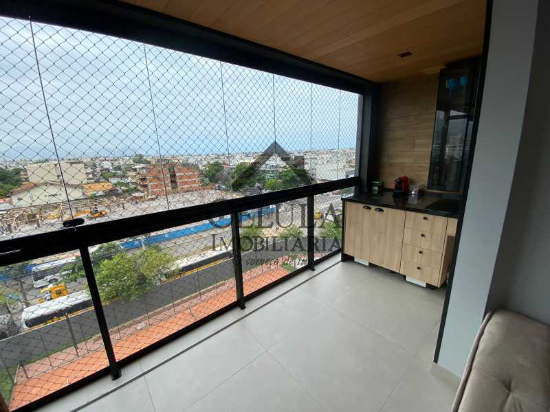 Apartamento à venda com 2 quartos, 74m² - Foto 1