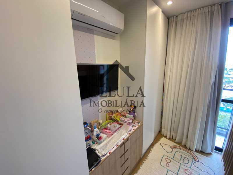 Apartamento à venda com 2 quartos, 74m² - Foto 9