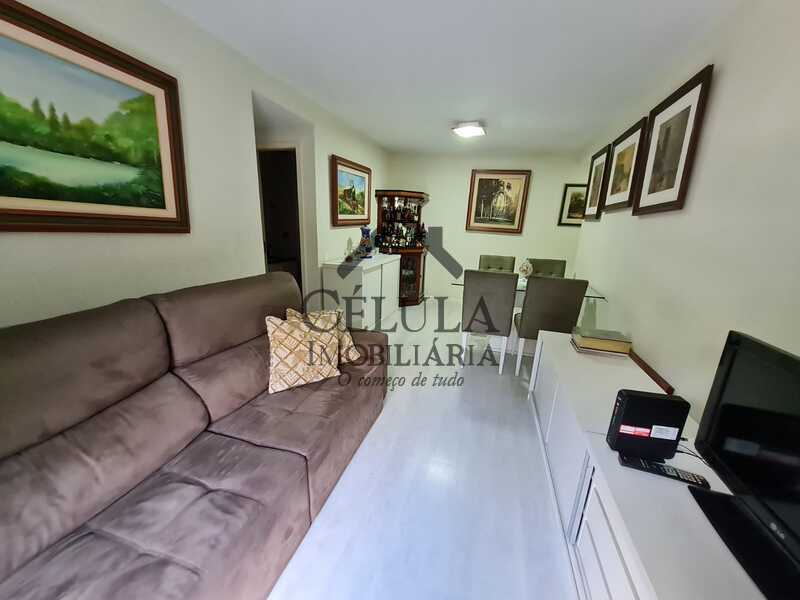 Apartamento à venda com 2 quartos, 80m² - Foto 1