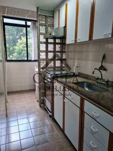 Apartamento à venda com 2 quartos, 80m² - Foto 17