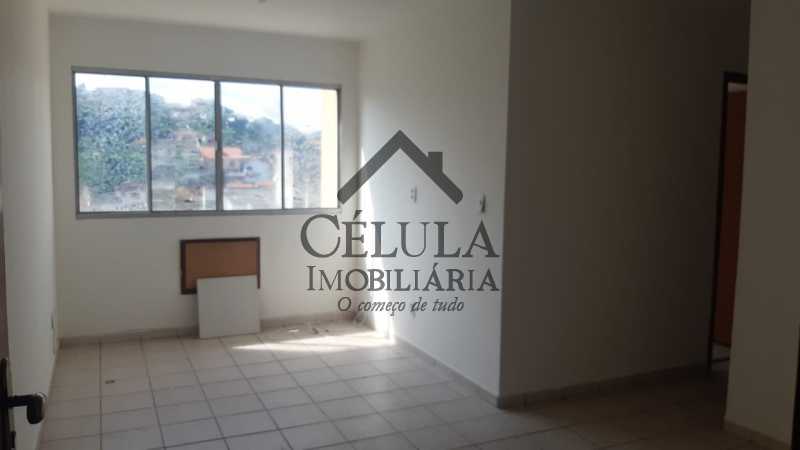 Apartamento à venda com 3 quartos, 67m² - Foto 3