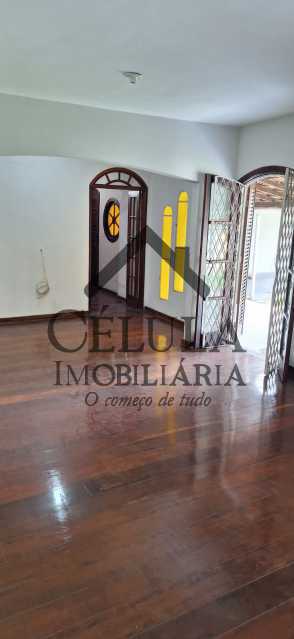 Casa de Condomínio à venda com 4 quartos, 225m² - Foto 5