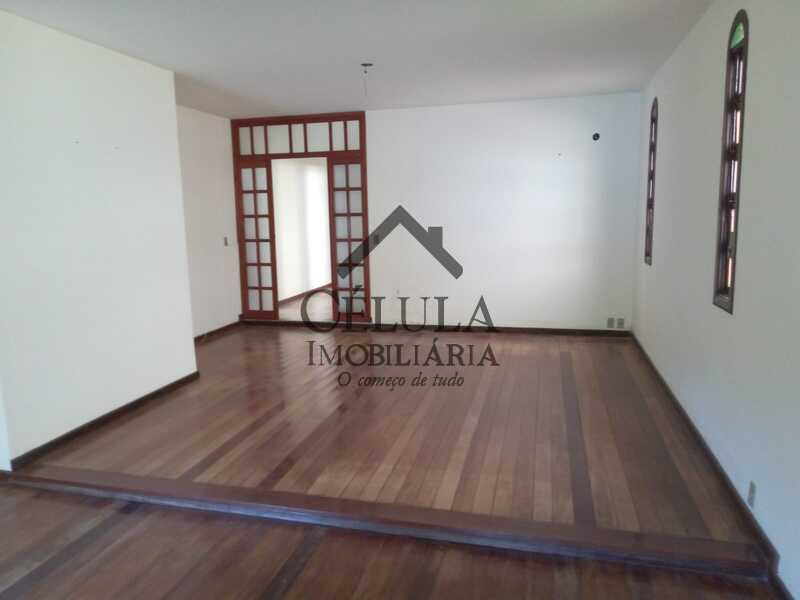 Casa à venda com 4 quartos, 363m² - Foto 10