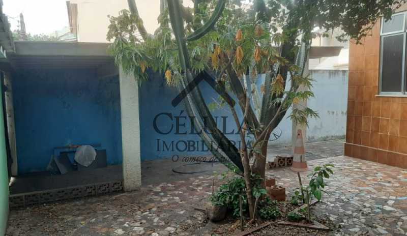 Casa à venda com 2 quartos, 200m² - Foto 22