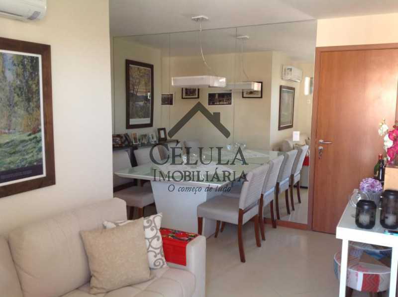 Apartamento à venda com 2 quartos, 63m² - Foto 2