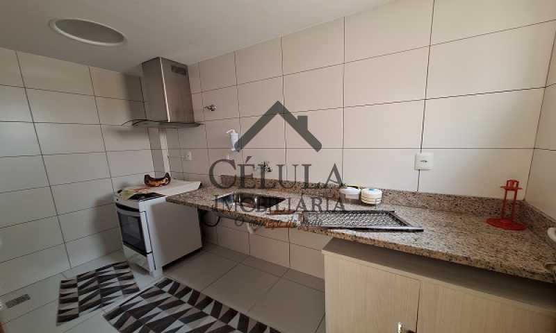 Apartamento à venda com 2 quartos, 63m² - Foto 12