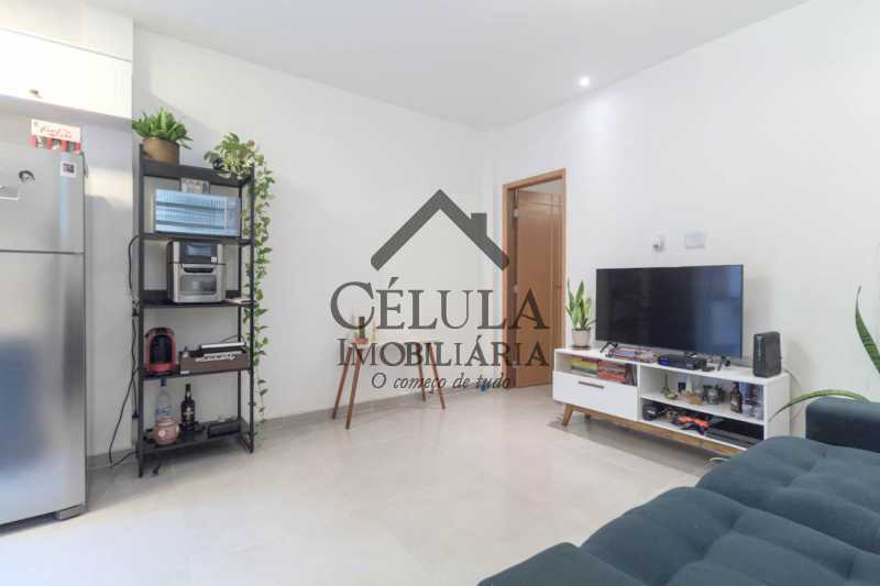 Apartamento à venda com 2 quartos, 73m² - Foto 2