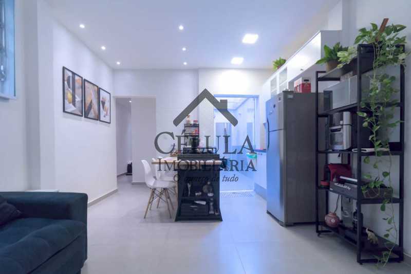 Apartamento à venda com 2 quartos, 73m² - Foto 1