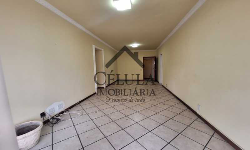 Apartamento à venda com 2 quartos, 88m² - Foto 3