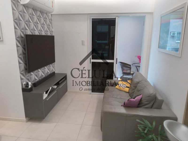 Apartamento à venda com 2 quartos, 60m² - Foto 1