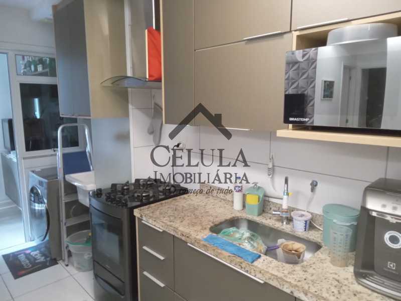 Apartamento à venda com 2 quartos, 60m² - Foto 17