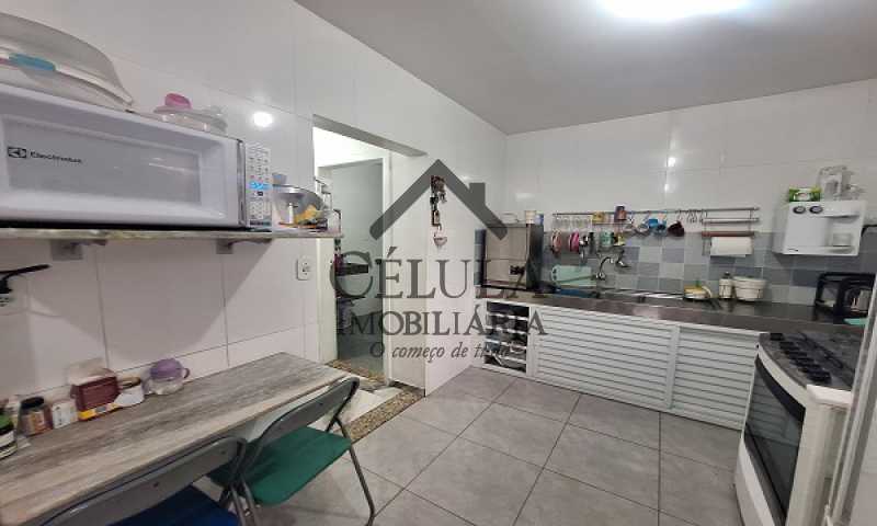 Casa de Vila à venda com 4 quartos, 146m² - Foto 11