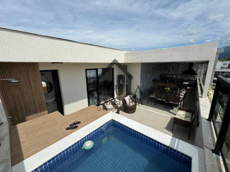 Casa de Condomínio à venda com 4 quartos, 236m² - Foto 13