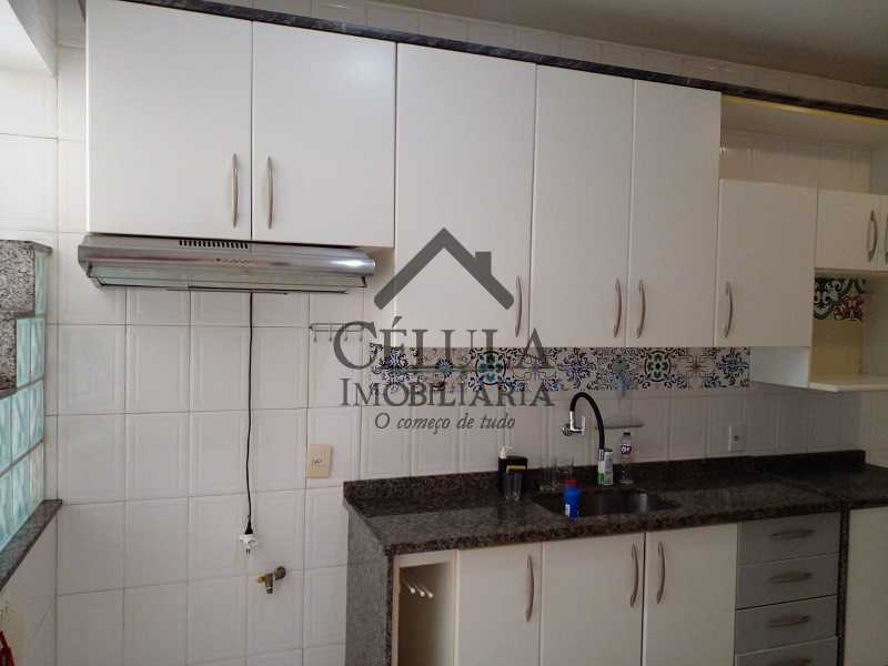 Apartamento à venda com 3 quartos, 97m² - Foto 4