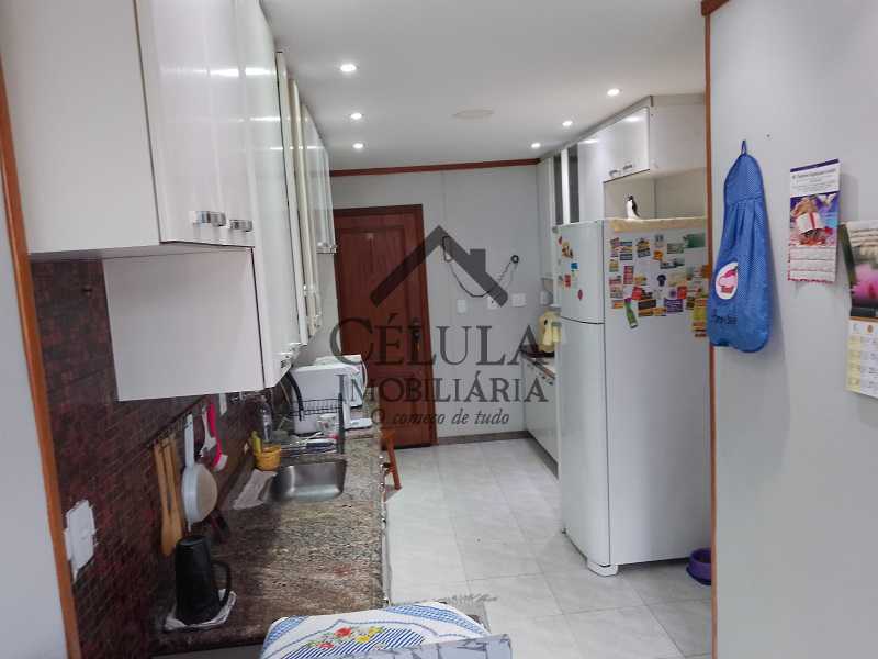 Apartamento à venda com 2 quartos, 79m² - Foto 16