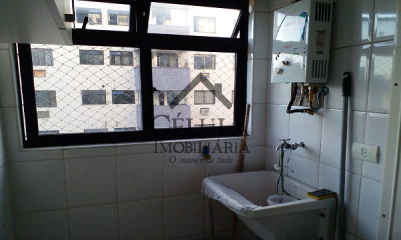 Apartamento à venda com 2 quartos, 67m² - Foto 10