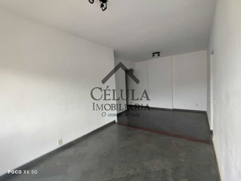 Apartamento à venda com 2 quartos, 78m² - Foto 4