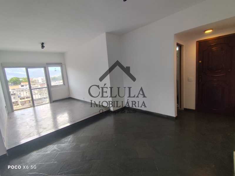 Apartamento à venda com 2 quartos, 78m² - Foto 5