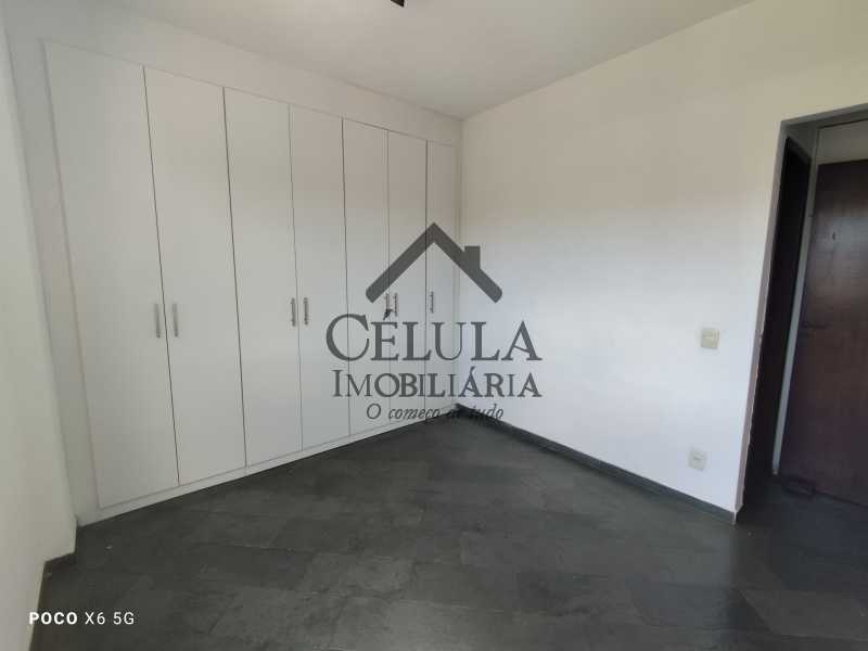 Apartamento à venda com 2 quartos, 78m² - Foto 13