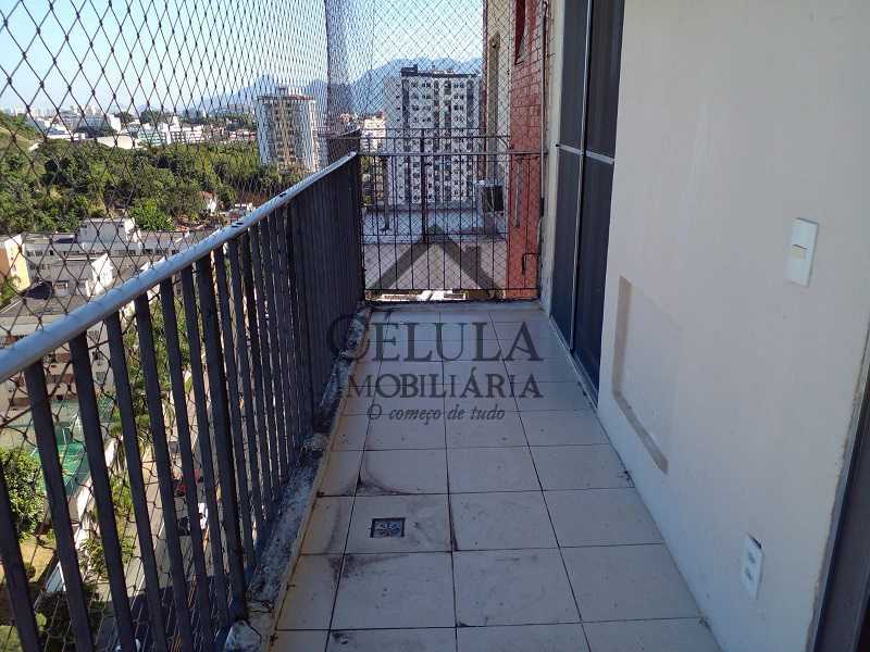 Apartamento à venda com 2 quartos, 67m² - Foto 12