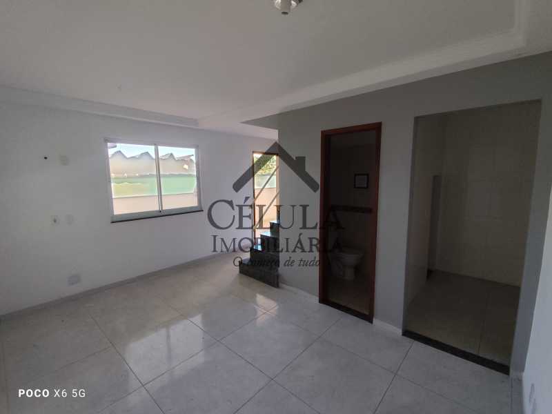 Casa de Vila à venda com 3 quartos, 130m² - Foto 2