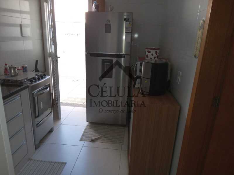 Casa de Vila à venda com 2 quartos, 120m² - Foto 26